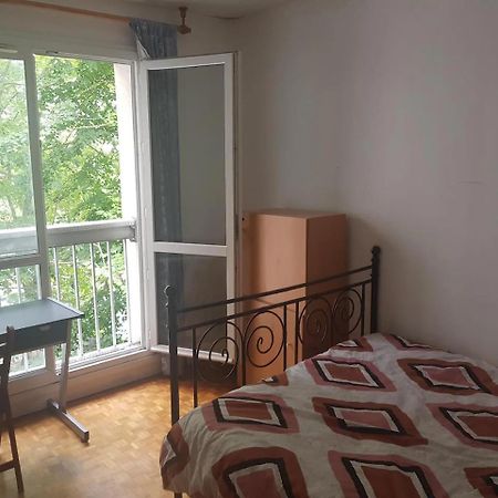 Une Chambre Privee Entre Paris Et Disneyland Noisy-le-Grand Exteriér fotografie